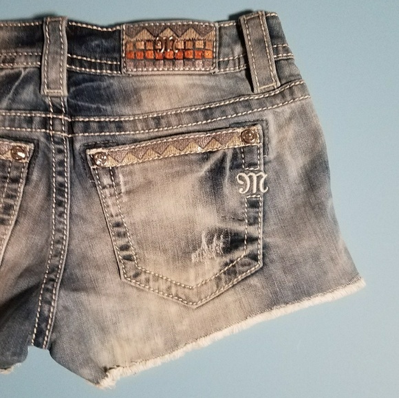 Miss Me Jean Sequin Shorts - Picture 4 of 7